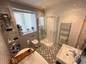 Photo 27- click for photo gallery